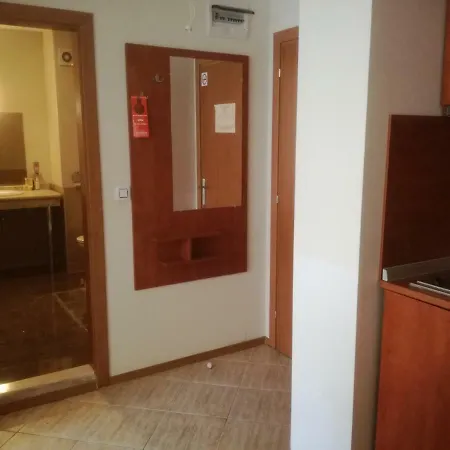 Апартаменты Top Floor In Poseidon Complex