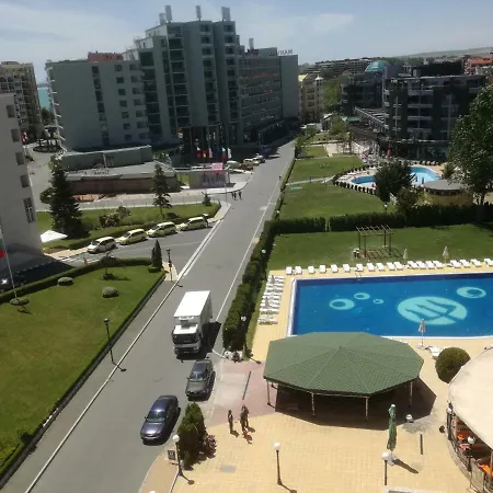 Appartement Top Floor In Poseidon Complex *